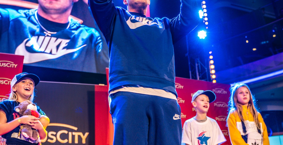 Großes Finale von Internet Stars Live in der Plus City!