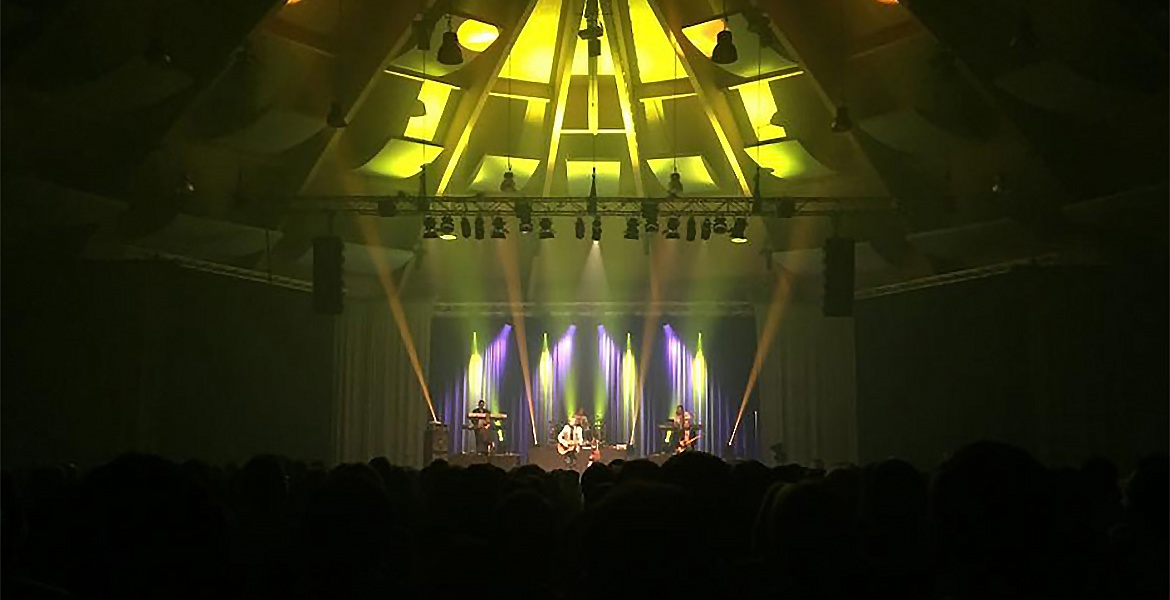 Nik P. in der Messehalle Freistadt