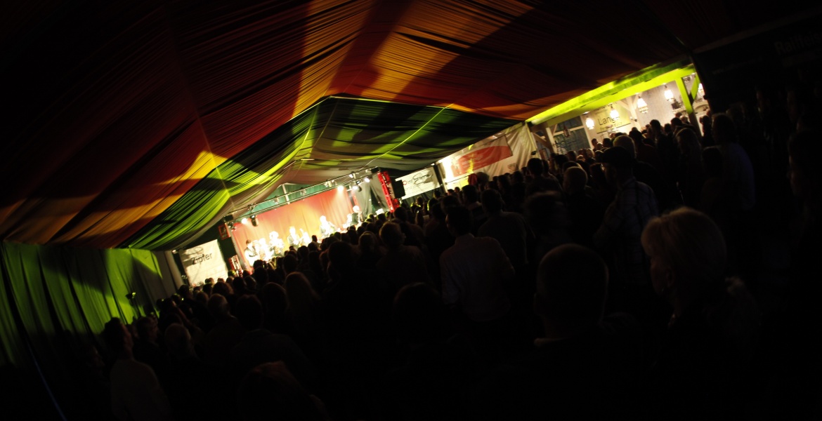 Fette Beats vom Hot Pants Road Club